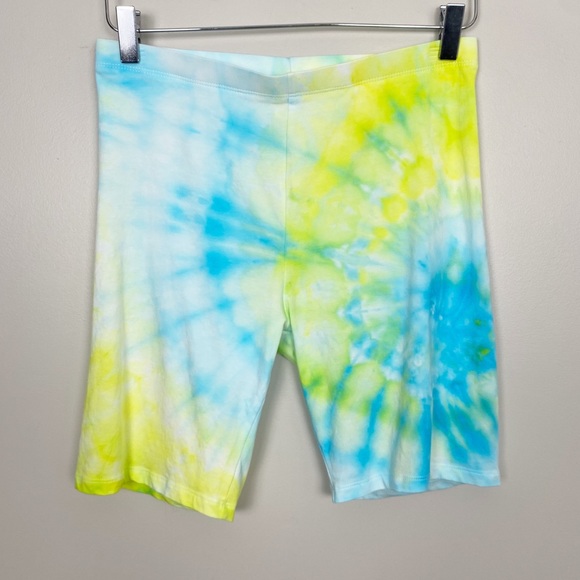 H&M Pants - Tie Dye Biker Shorts M Custom Spiral Trendy Bright